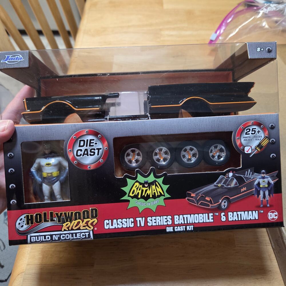 Jada Batman 1966 Classic TV Series Batmobile Diecast Model Kit Figure DC NEW